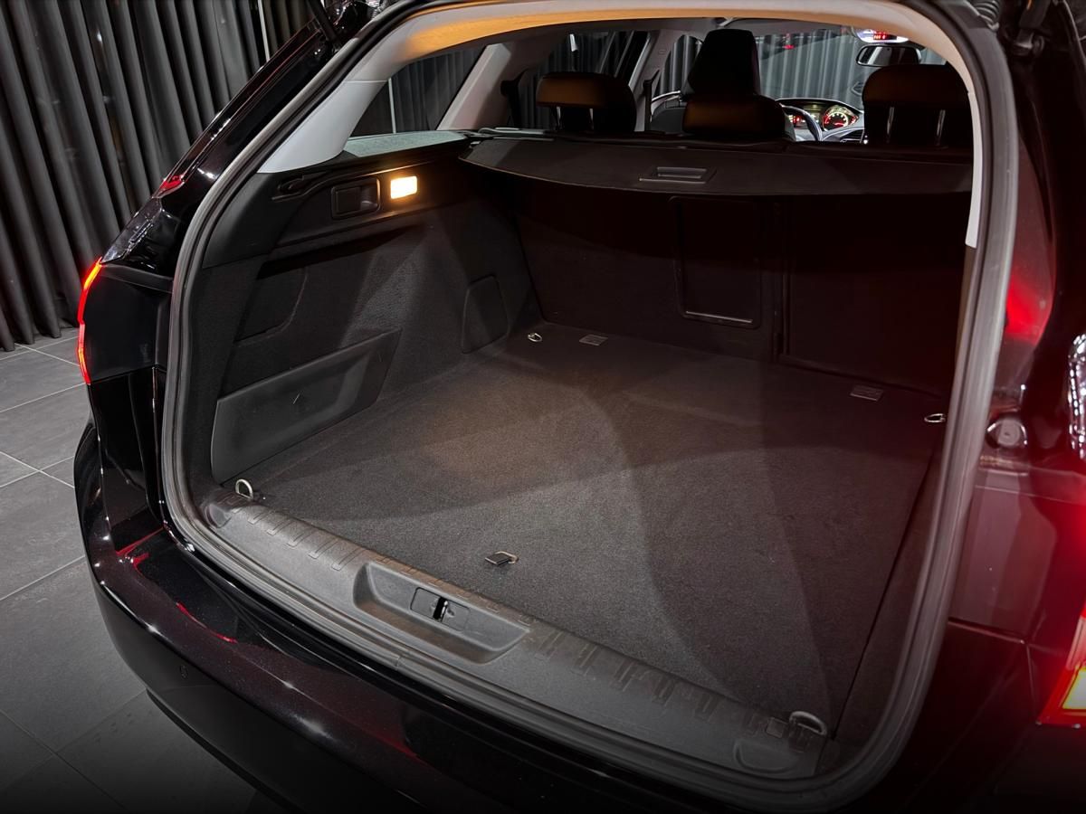peugeot-308-sw-2018-gasolina-1199cc