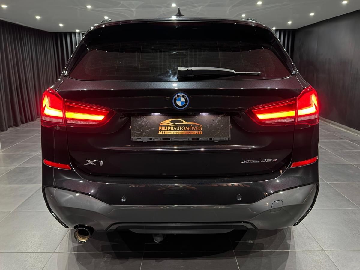 bmw-x1-2021-hibrido-a-gasolina-1499cc