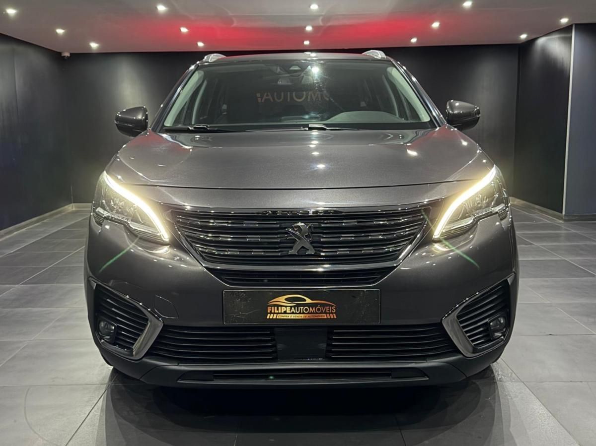 peugeot-5008-2019-diesel-1499cc