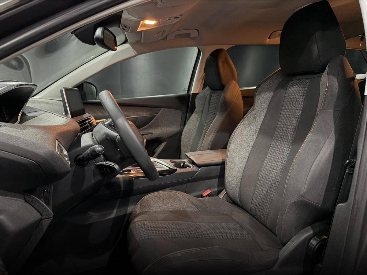 peugeot-5008-2019-diesel-1499cc