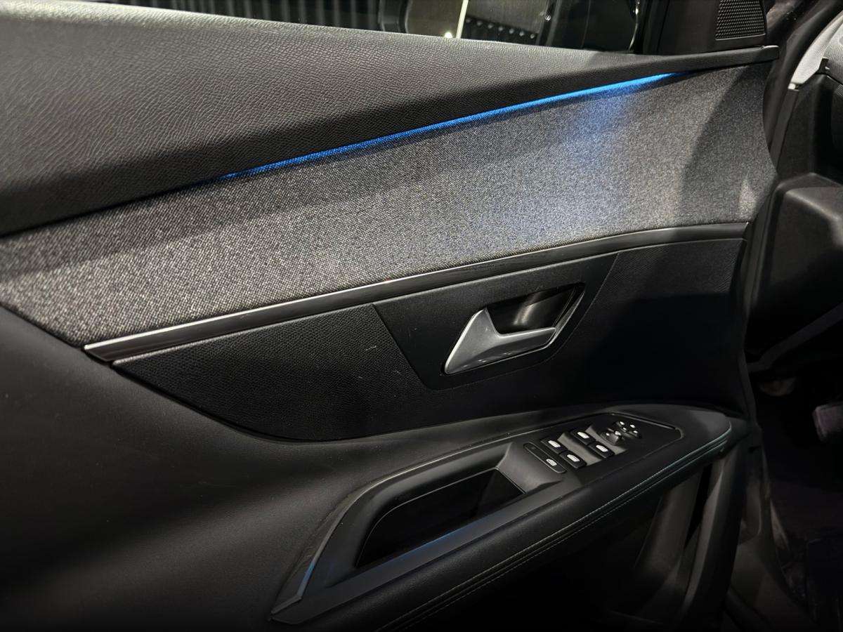peugeot-3008-2022-hibrido-a-gasolina-1598cc
