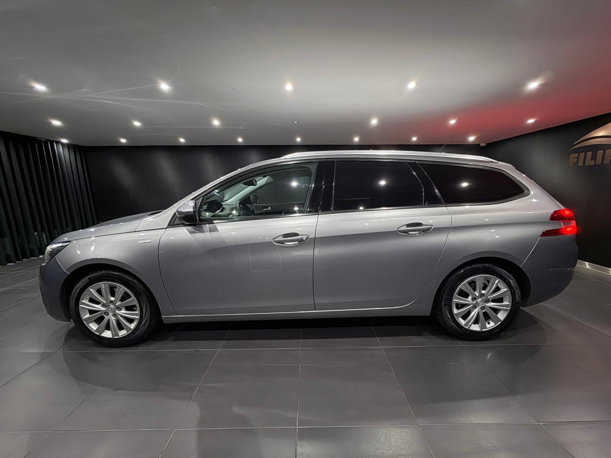 peugeot-308-sw-2018-diesel-1560cc