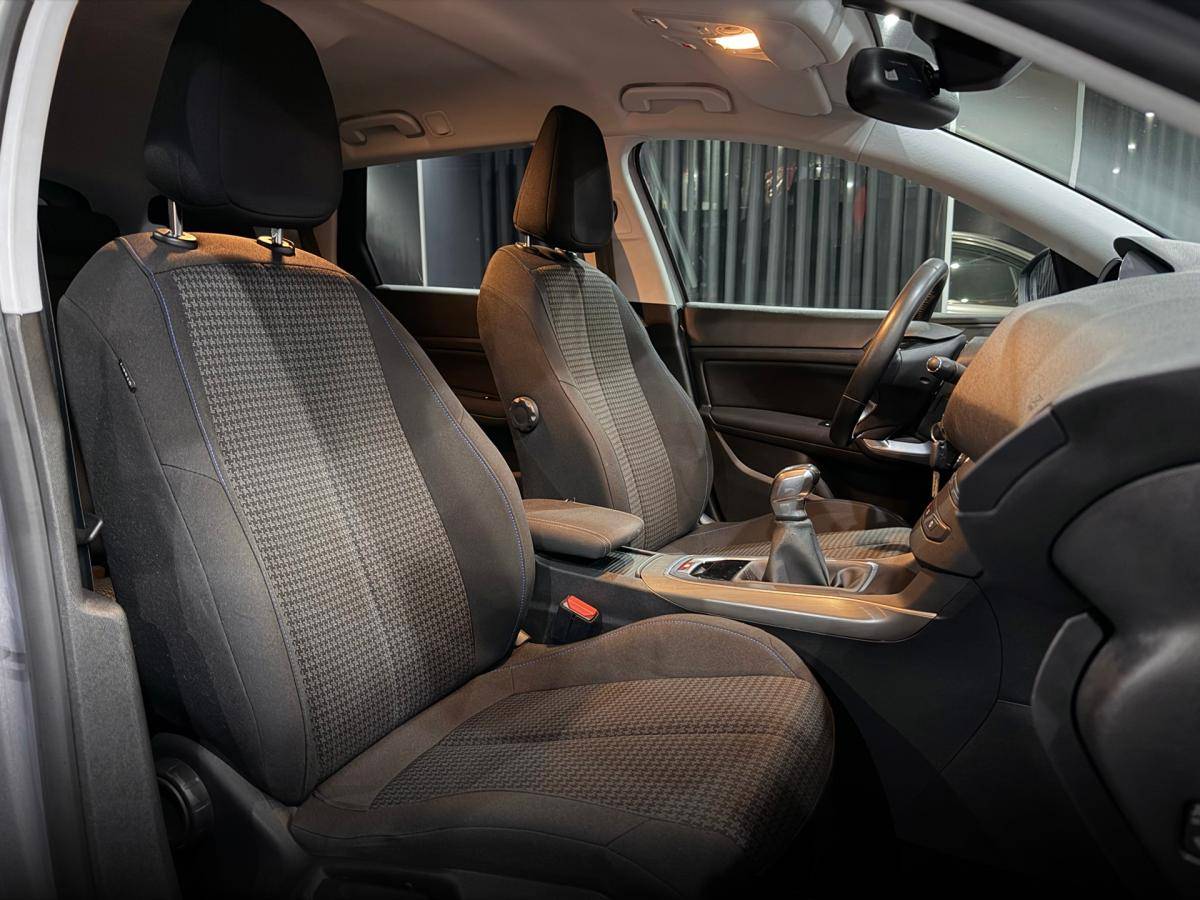 peugeot-308-sw-2018-diesel-1560cc