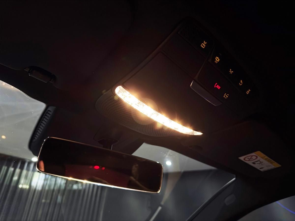 mercedes-benz-eqc-2022-eletrico-500cc