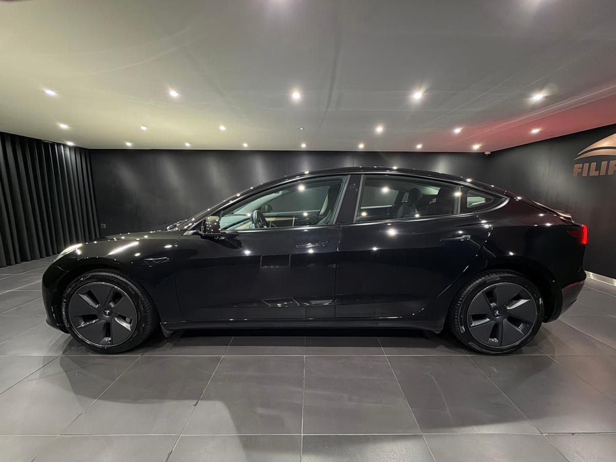 tesla-model-3-2022-eletrico-500cc