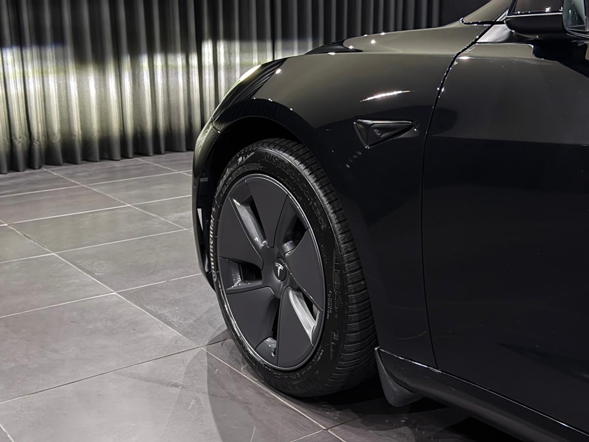tesla-model-3-2022-eletrico-500cc