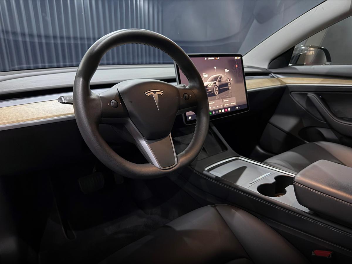 tesla-model-3-2022-eletrico-500cc