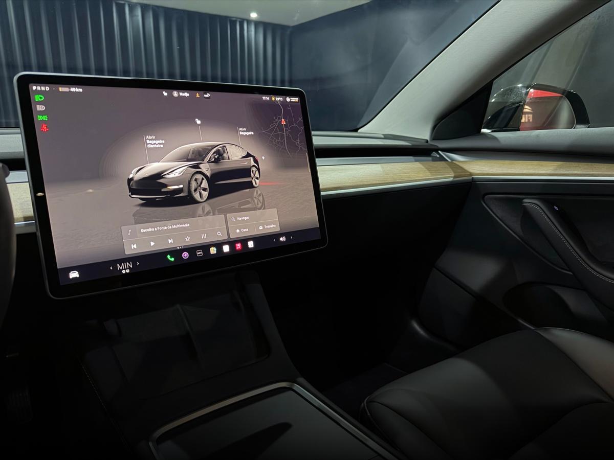 tesla-model-3-2022-eletrico-500cc