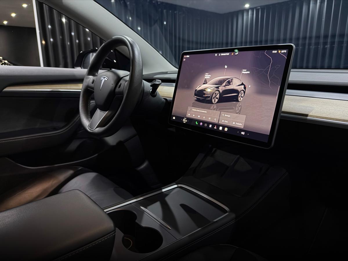 tesla-model-3-2022-eletrico-500cc