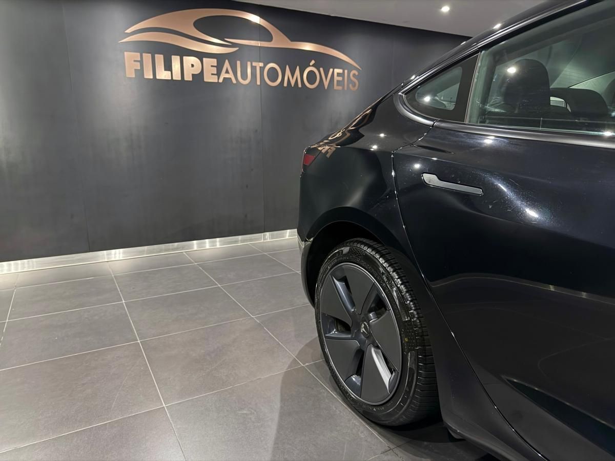 tesla-model-3-2022-eletrico-500cc