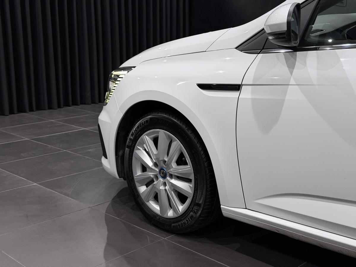 renault-megane-e-tech-2021-hibrido-a-gasolina-1598cc