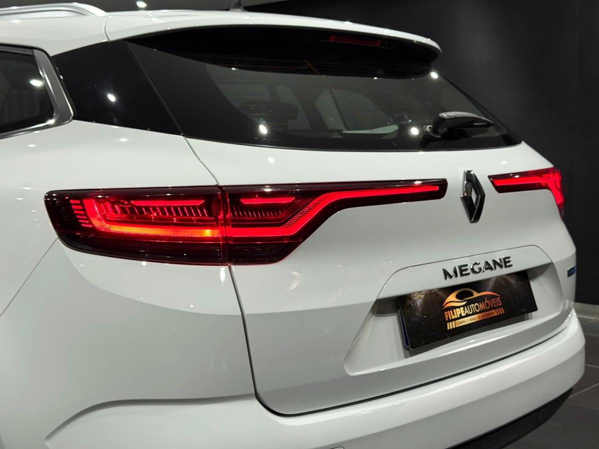 renault-megane-e-tech-2021-hibrido-a-gasolina-1598cc