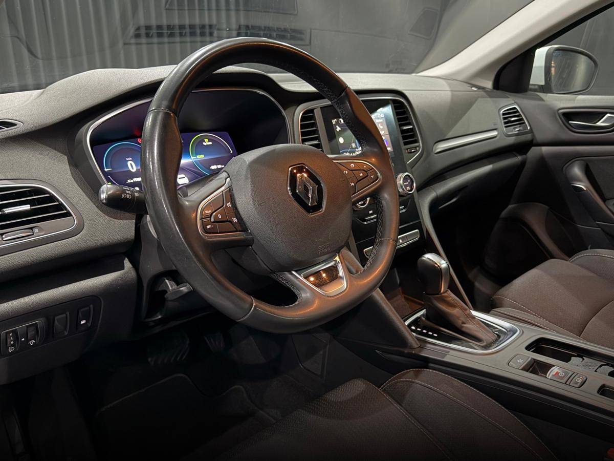 renault-megane-e-tech-2021-hibrido-a-gasolina-1598cc
