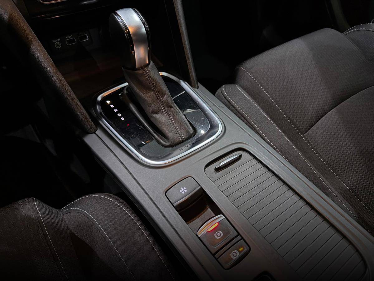 renault-megane-e-tech-2021-hibrido-a-gasolina-1598cc