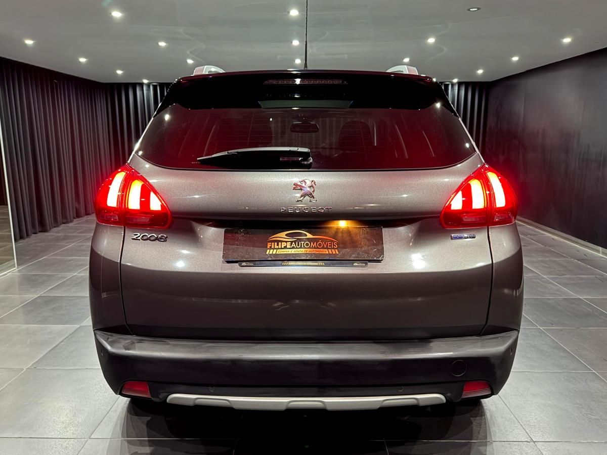 peugeot-2008-2017-gasolina-1199cc