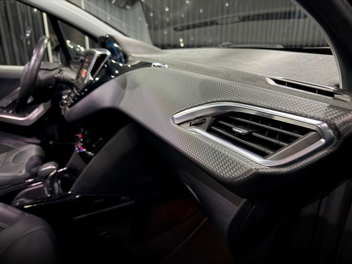 peugeot-2008-2017-gasolina-1199cc