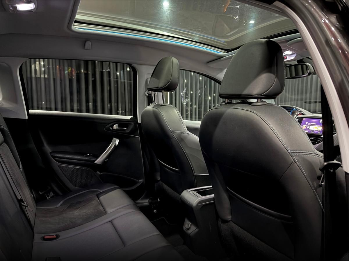 peugeot-2008-2017-gasolina-1199cc