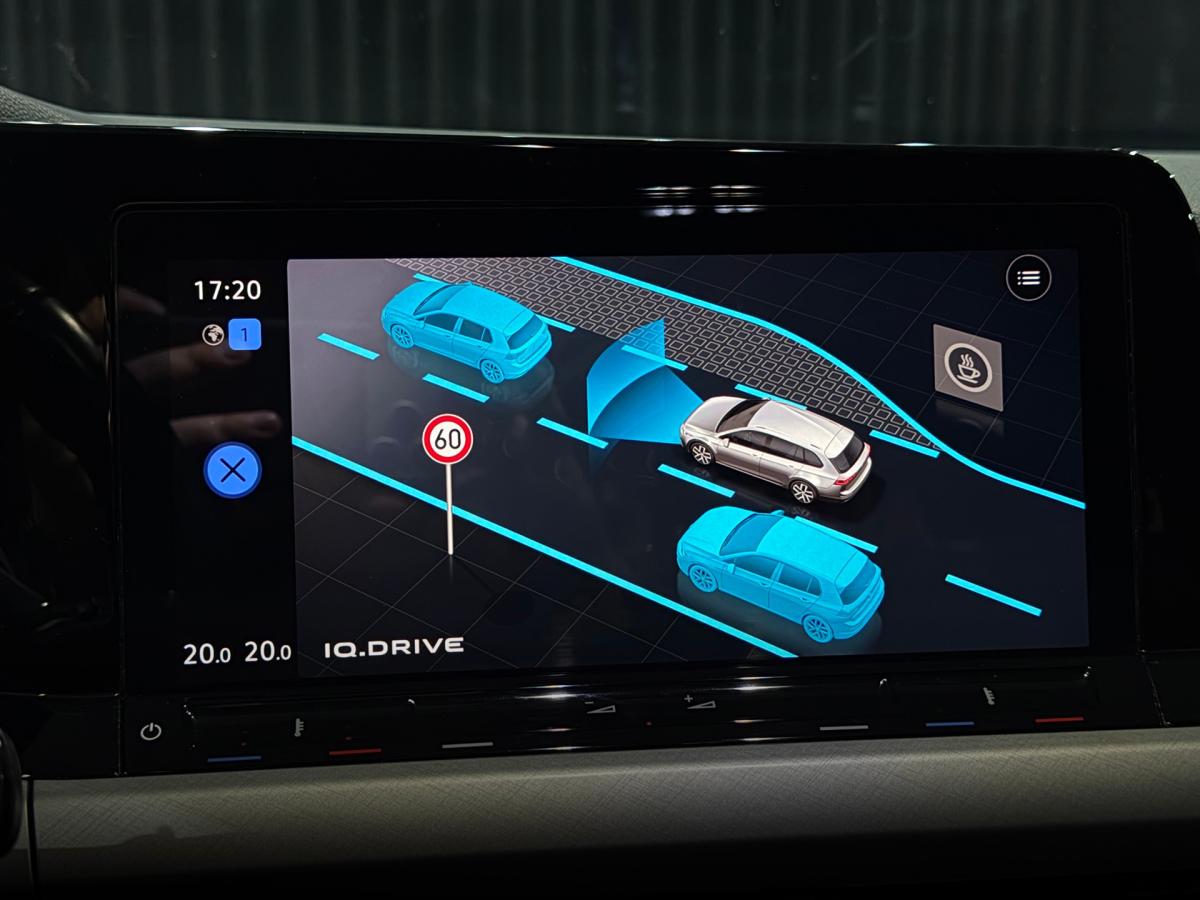 volkswagen-golf-variant-2022-gasolina-999cc