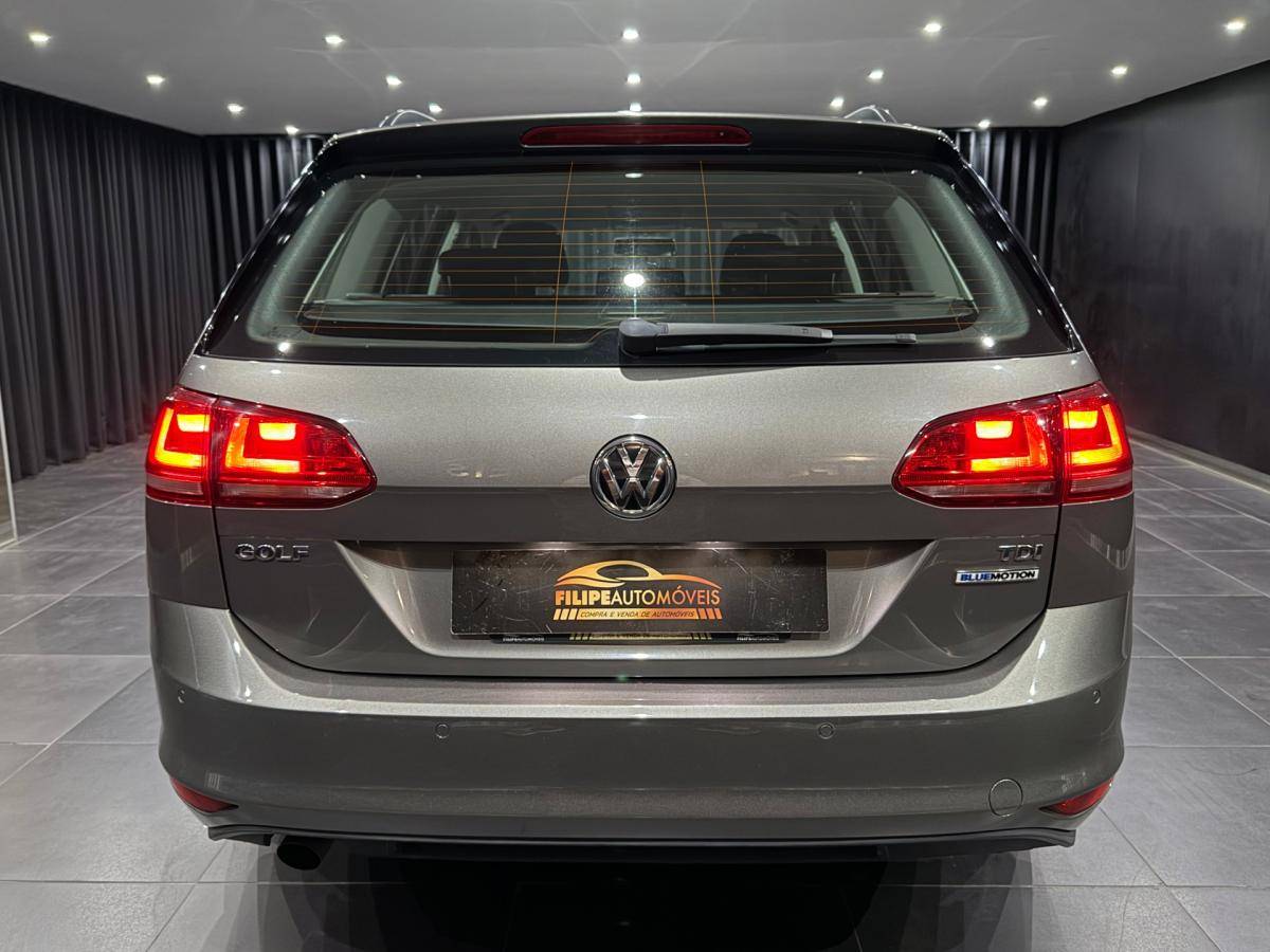 volkswagen-golf-variant-2015-diesel-1598cc