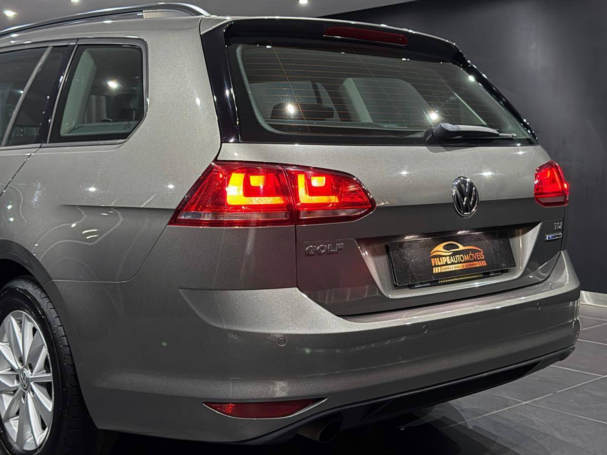 volkswagen-golf-variant-2015-diesel-1598cc