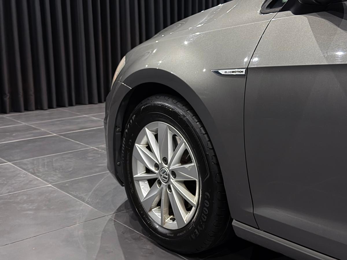 volkswagen-golf-variant-2015-diesel-1598cc