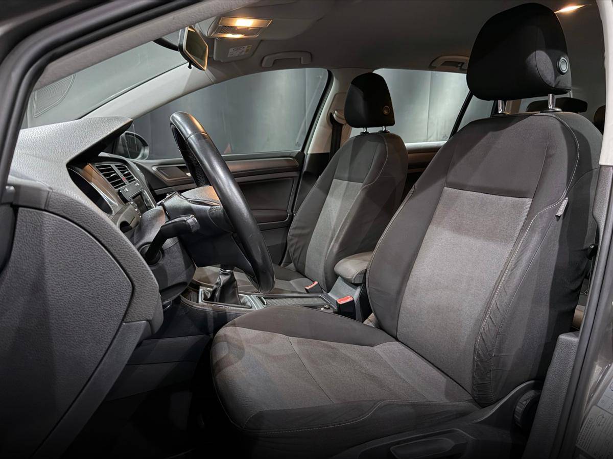 volkswagen-golf-variant-2015-diesel-1598cc
