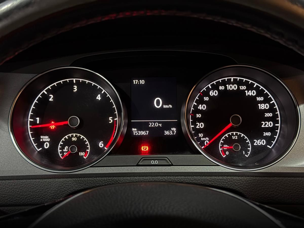 volkswagen-golf-variant-2015-diesel-1598cc