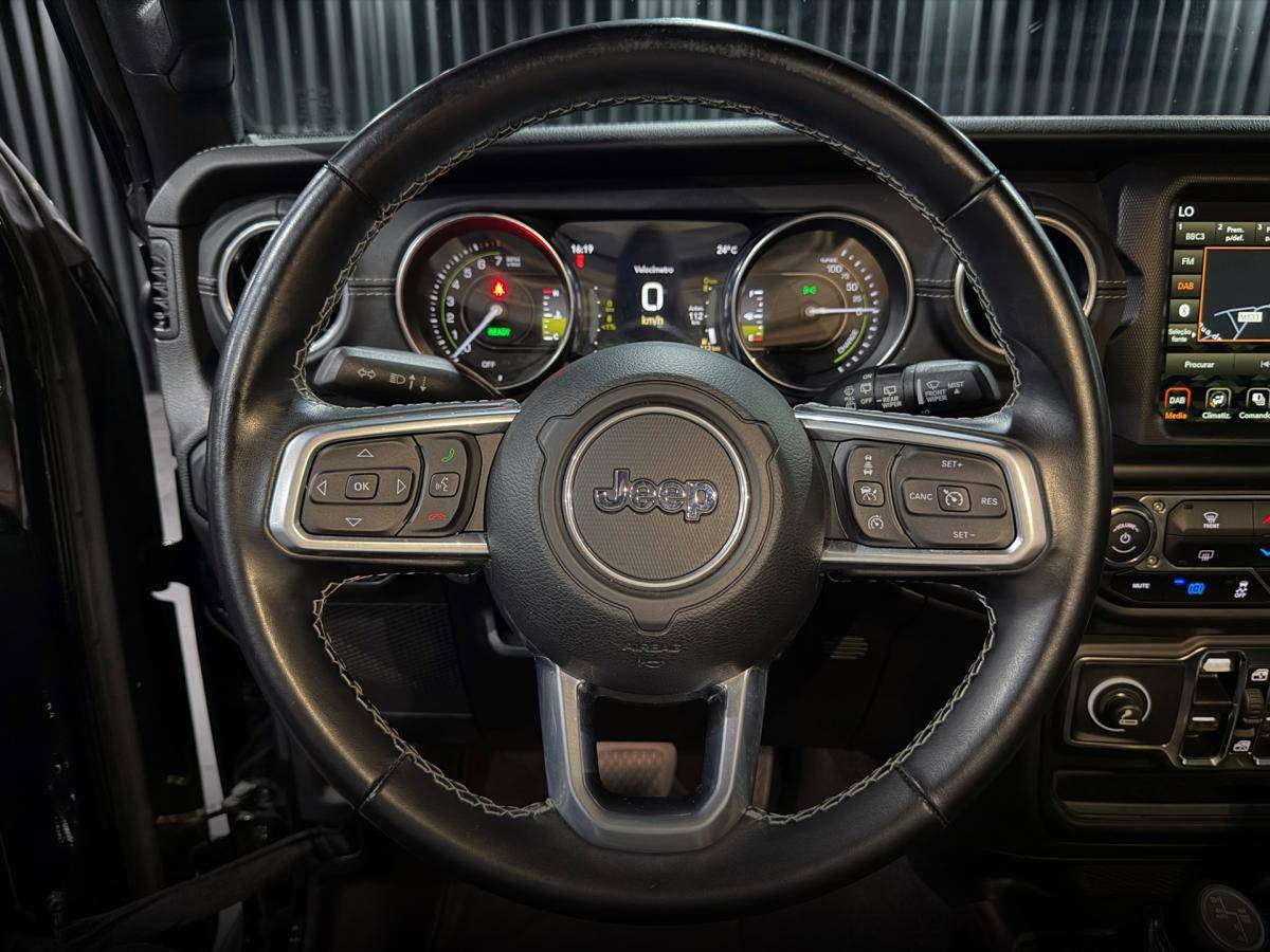 jeep-wrangler-2022-hibrido-a-gasolina-1995cc