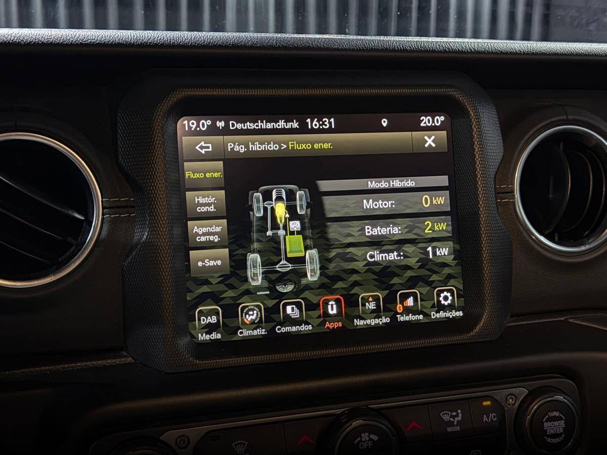 jeep-wrangler-2022-hibrido-a-gasolina-1995cc