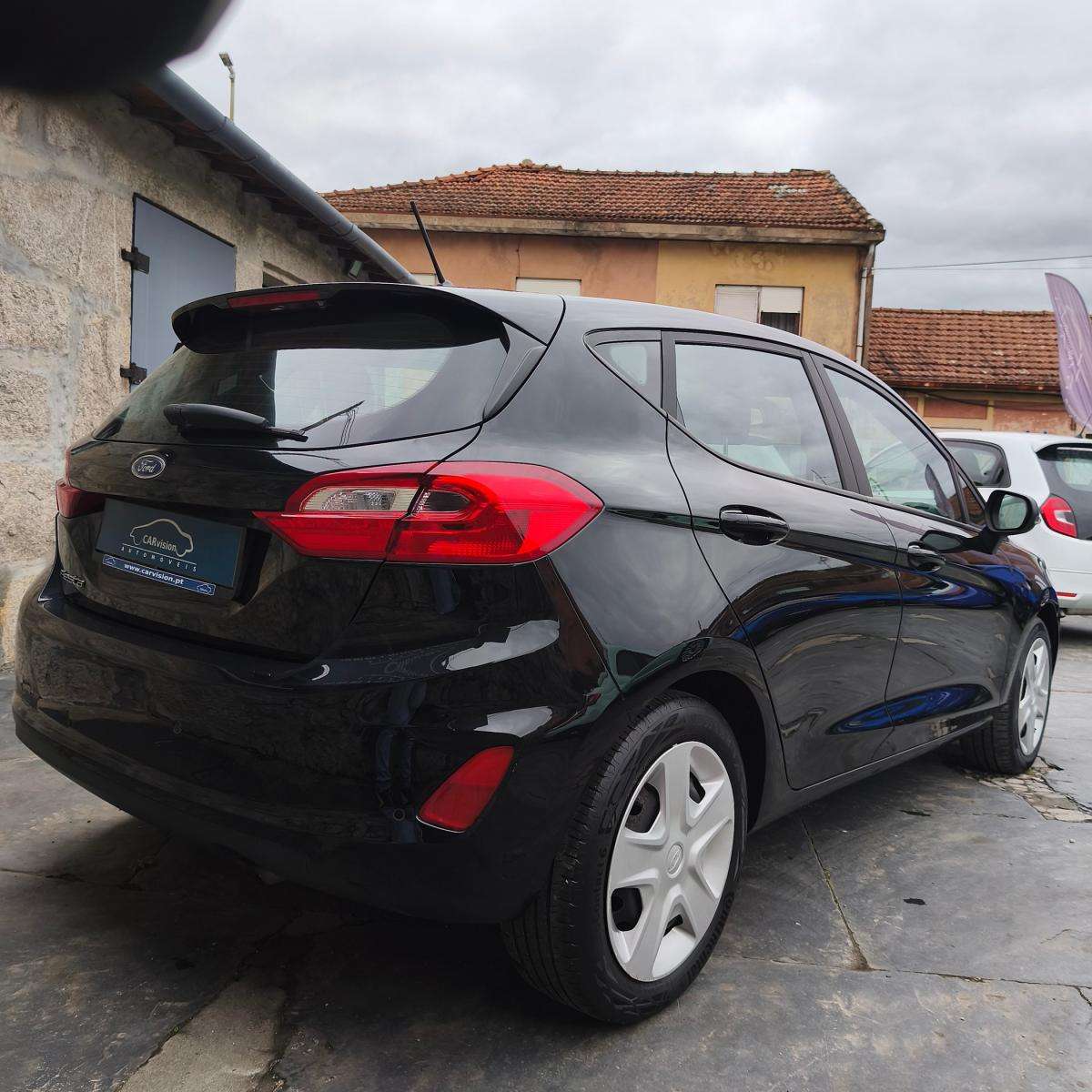 ford-fiesta-2019-gasolina-1084cc