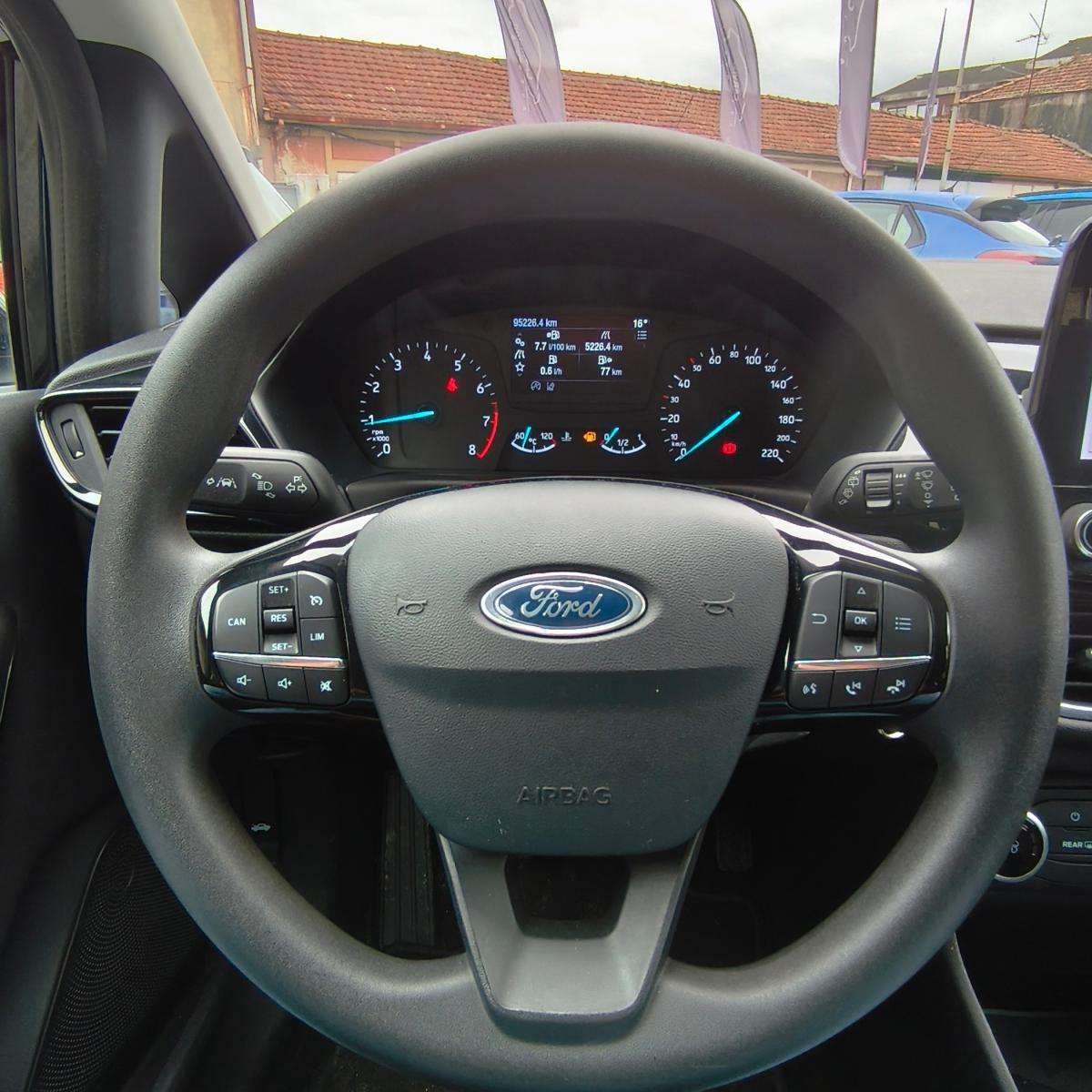 ford-fiesta-2019-gasolina-1084cc