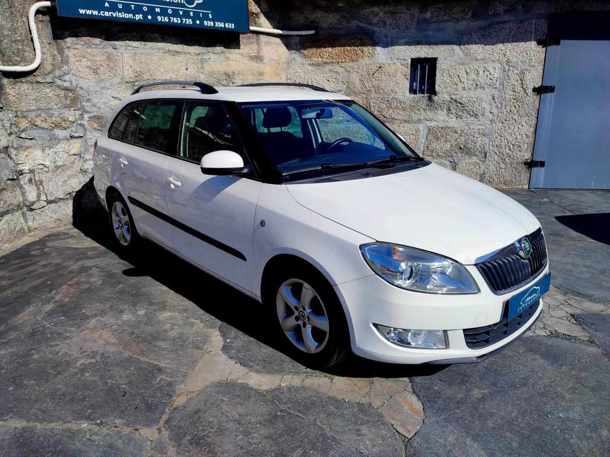 skoda-fabia-break-2011-diesel-1199cc