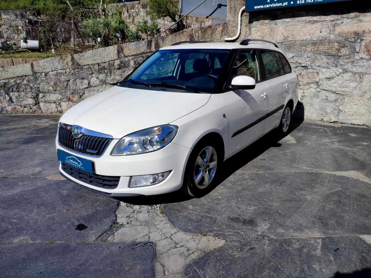skoda-fabia-break-2011-diesel-1199cc
