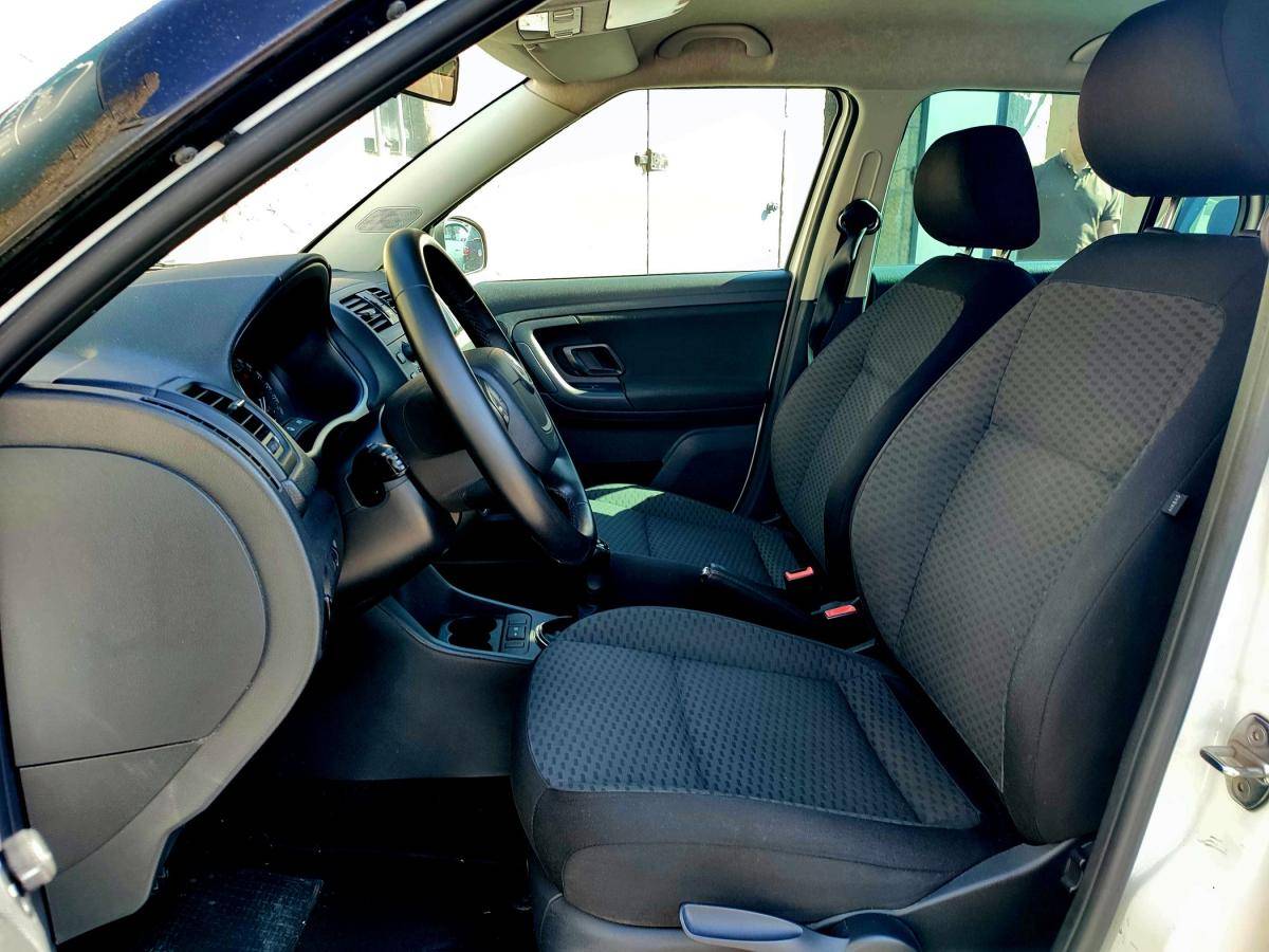 skoda-fabia-break-2011-diesel-1199cc