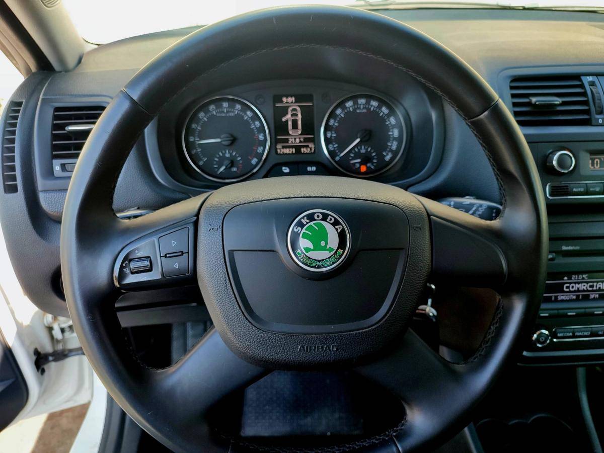 skoda-fabia-break-2011-diesel-1199cc