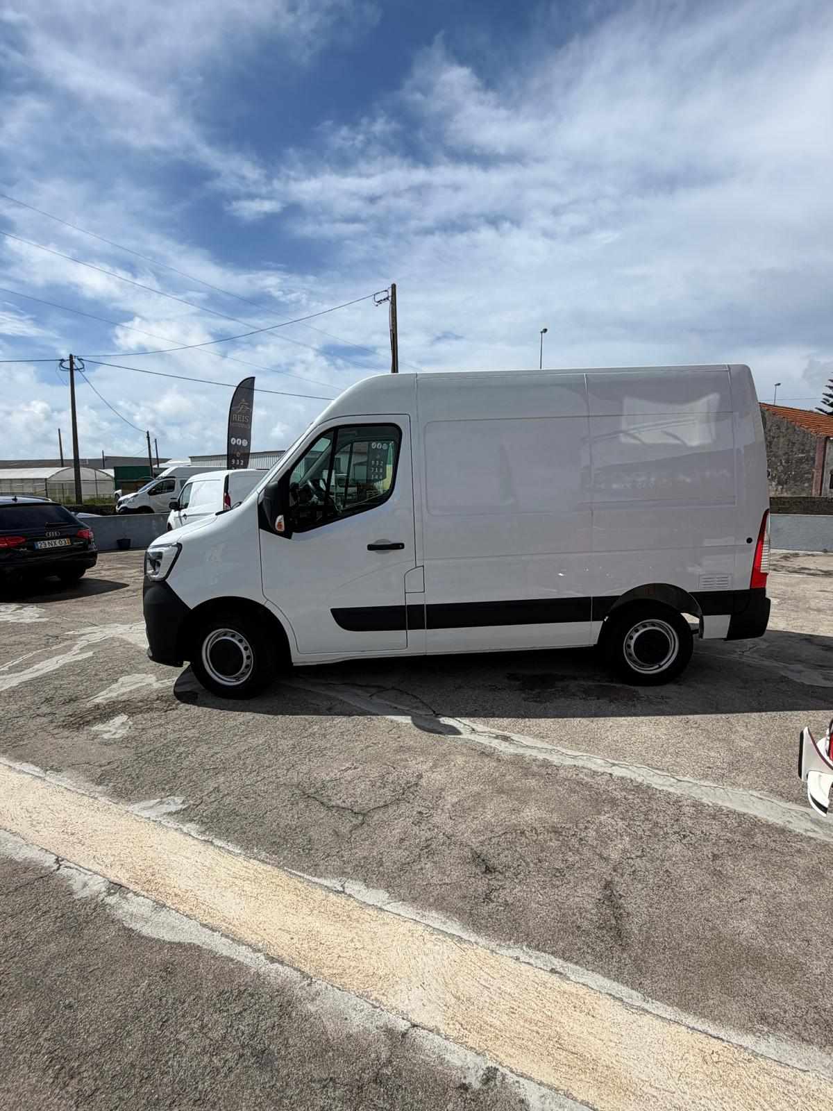 renault-master-2-3-dci-2022-diesel-2298cc