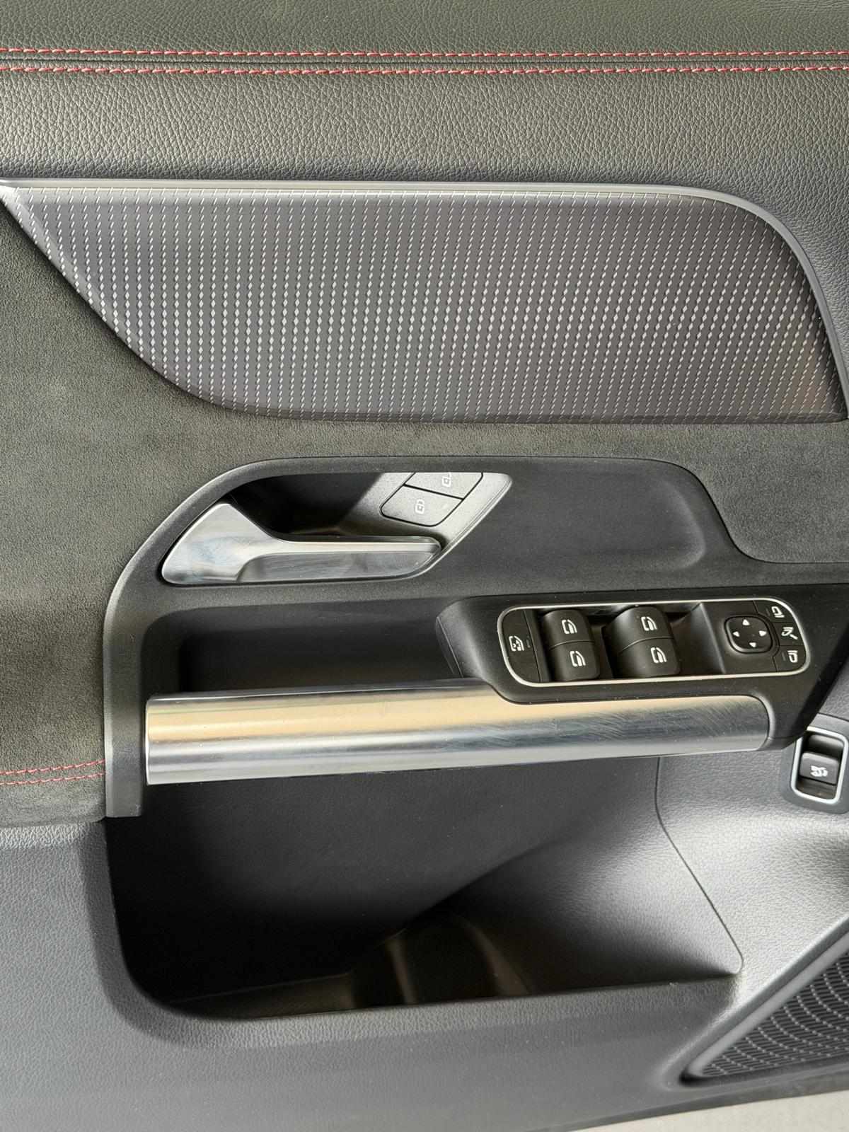 mercedes-benz-eqa-300-4matic-2021-eletrico