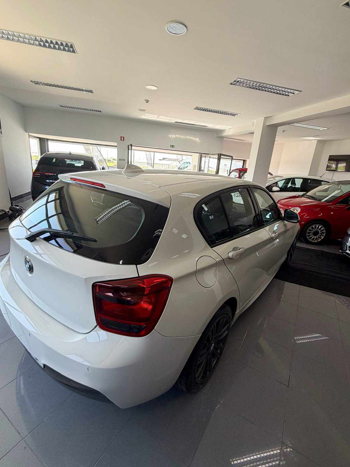 bmw-serie-1-116d-2013-diesel-1995cc