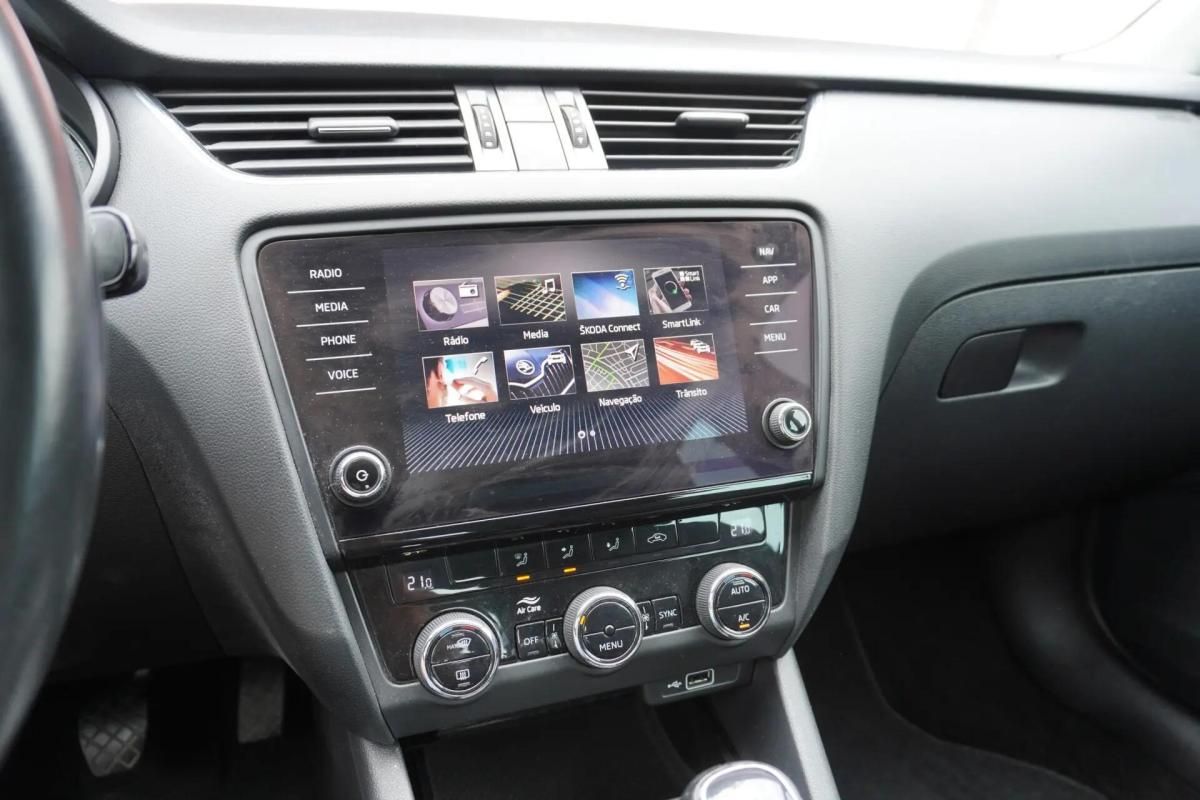 skoda-octavia-break-2018-diesel-1598cc