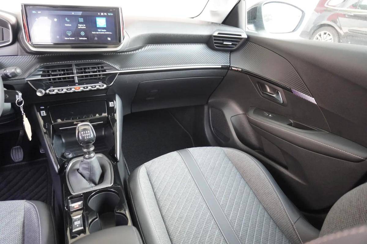 peugeot-208-2025-gasolina-1199cc