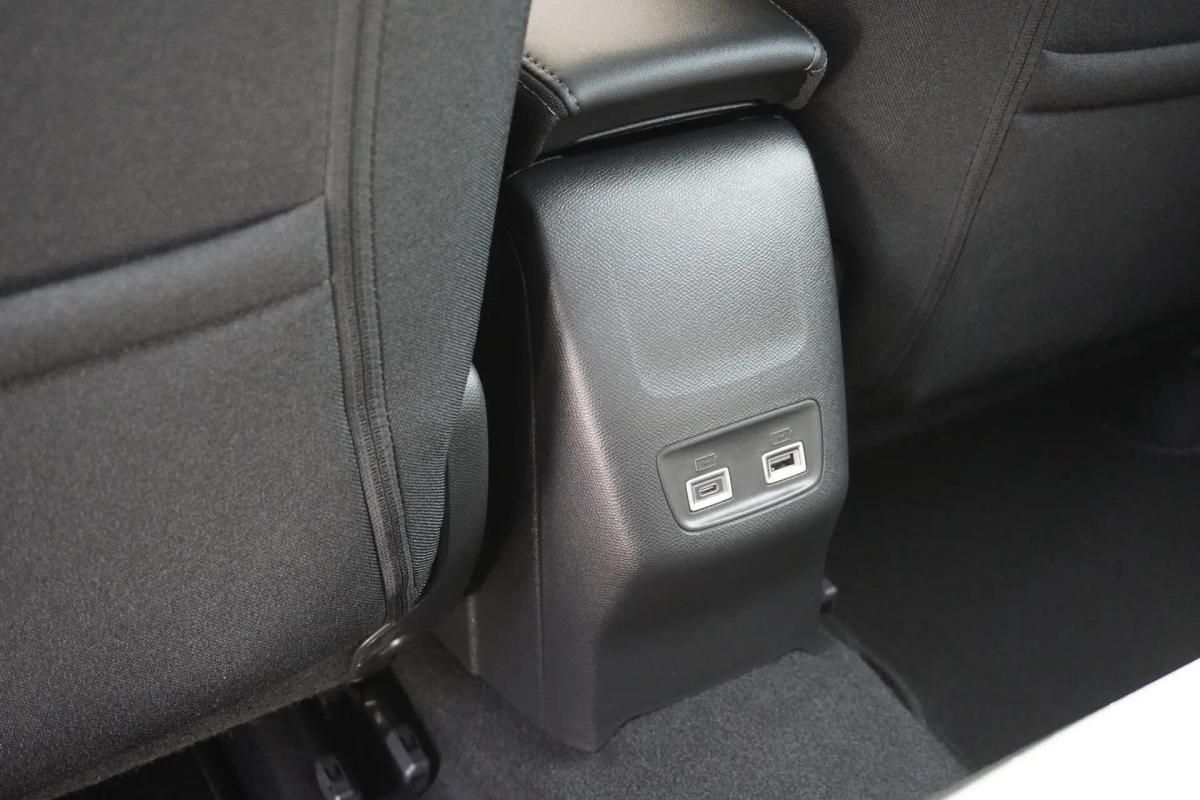 peugeot-208-2025-gasolina-1199cc