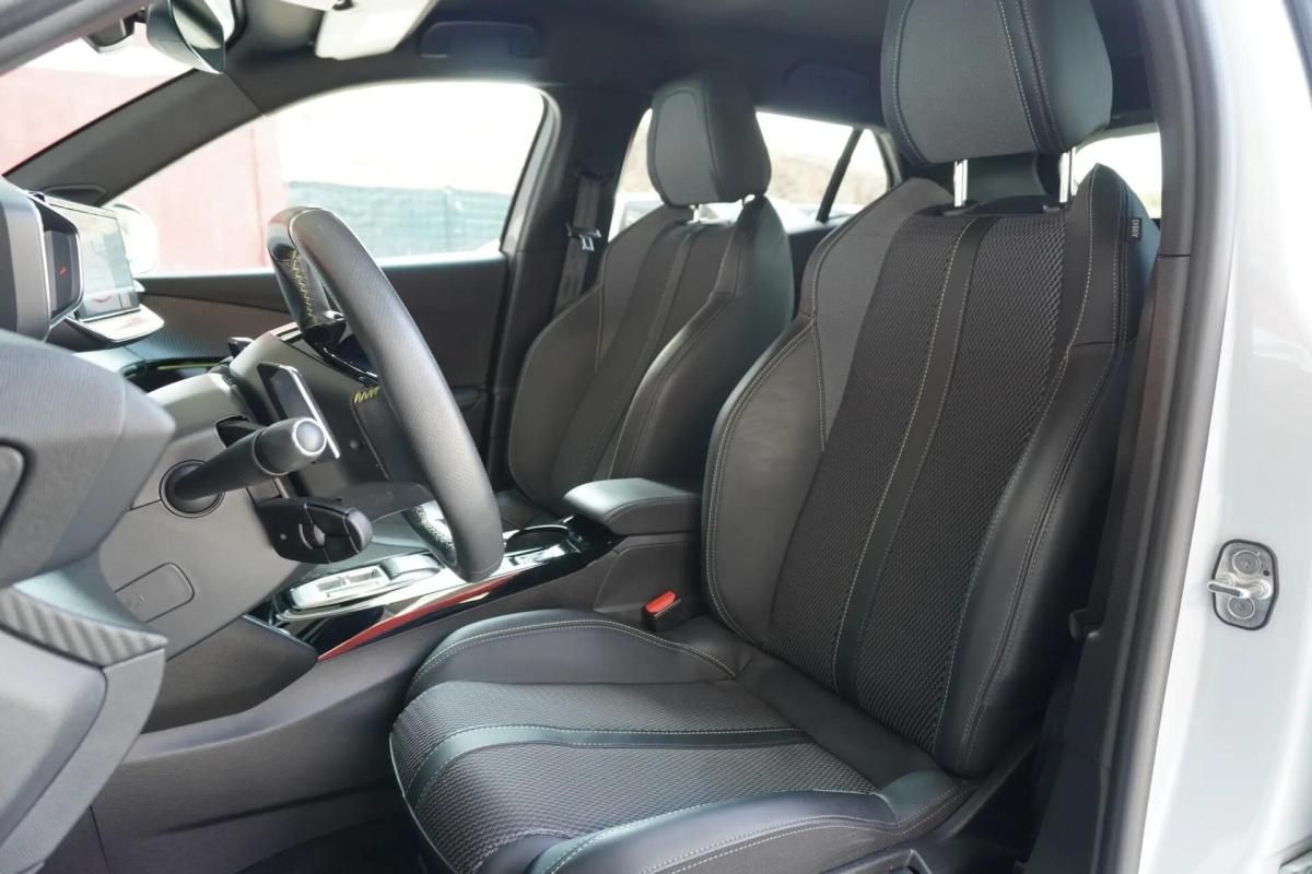 peugeot-2008-2023-gasolina-1199cc