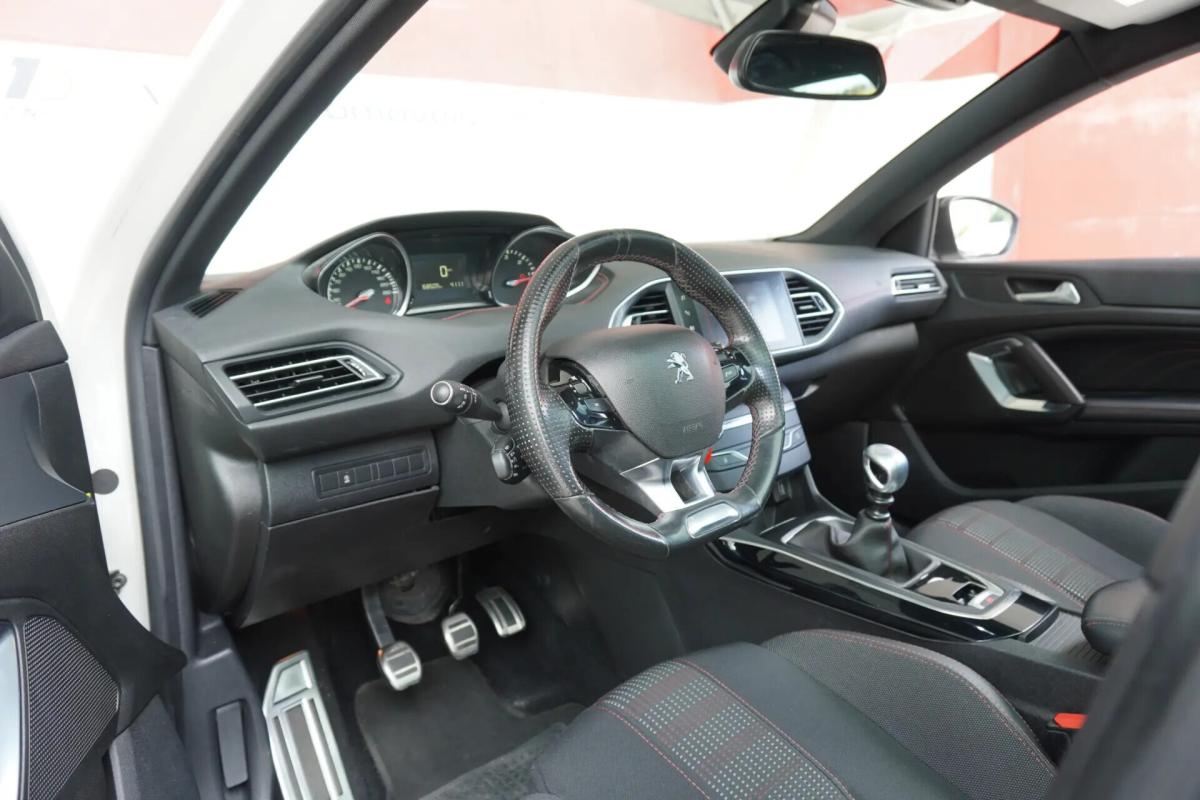 peugeot-308-sw-2018-diesel-1499cc
