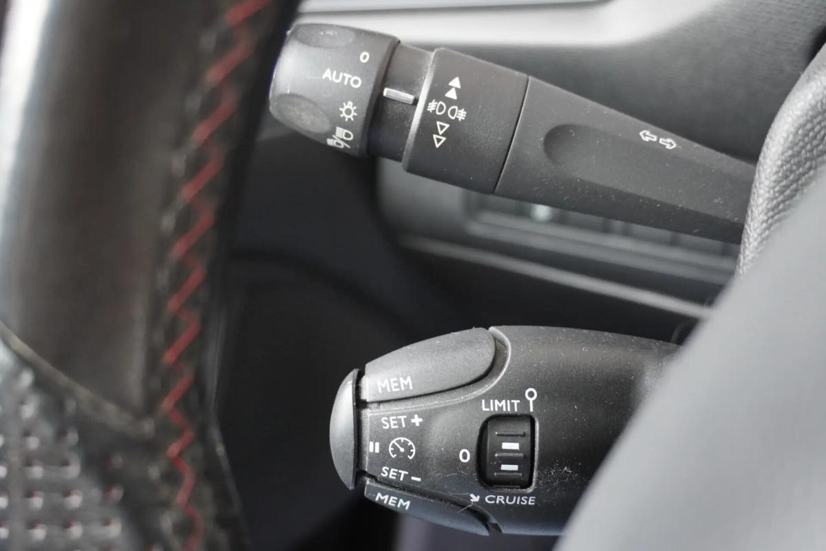 peugeot-308-sw-2018-diesel-1499cc