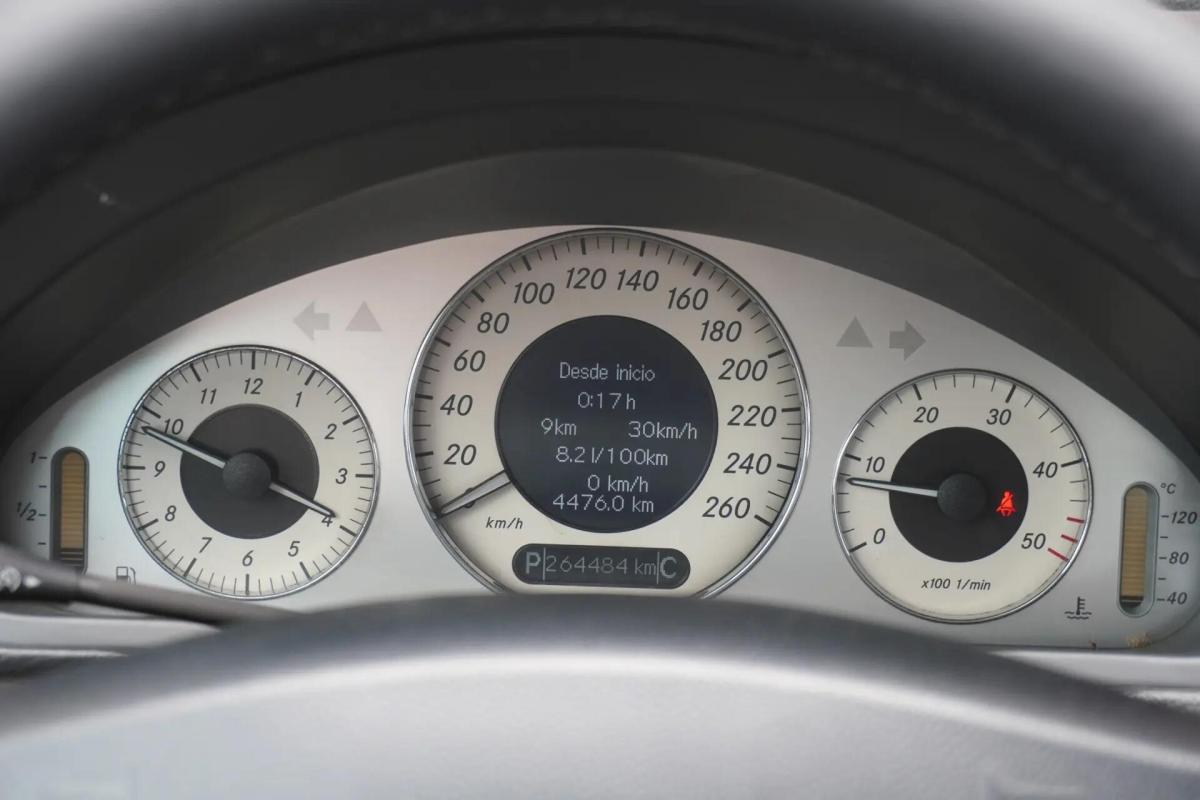 mercedes-benz-classe-e-e-220-cdi-2005-diesel-2148cc