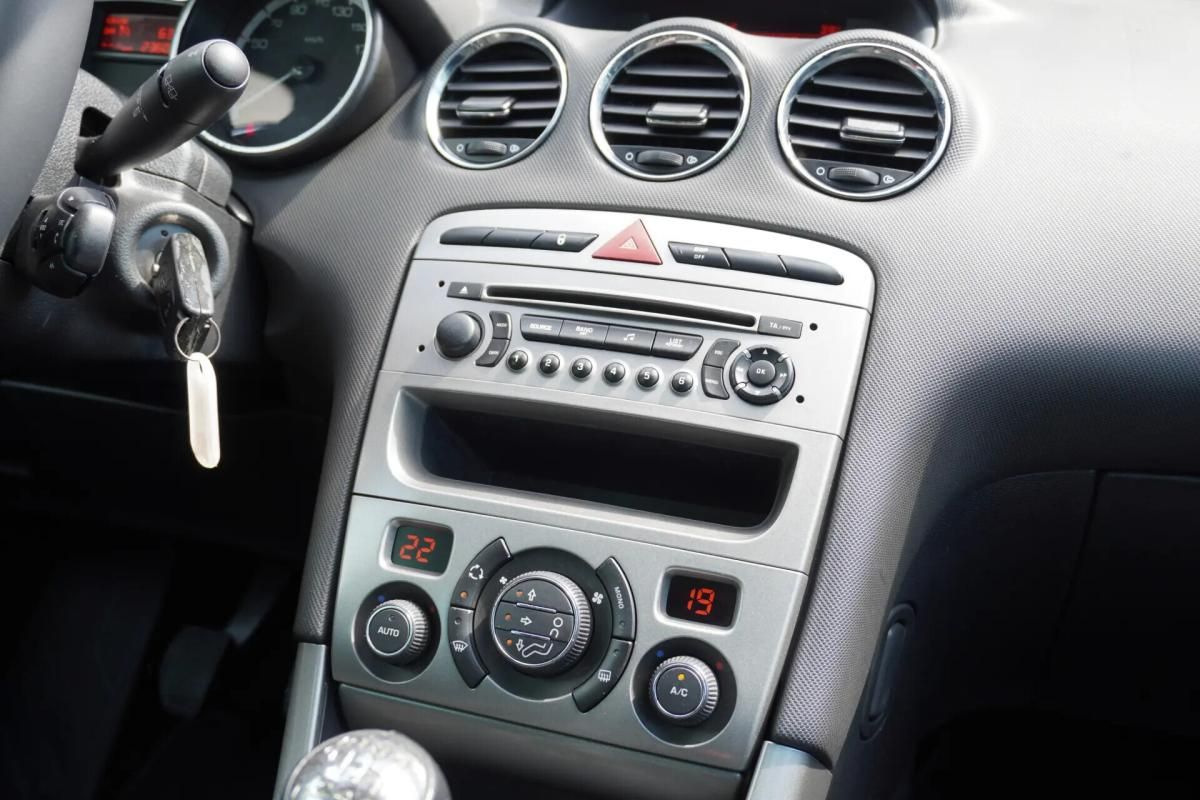 peugeot-308-sw-2010-diesel-1560cc