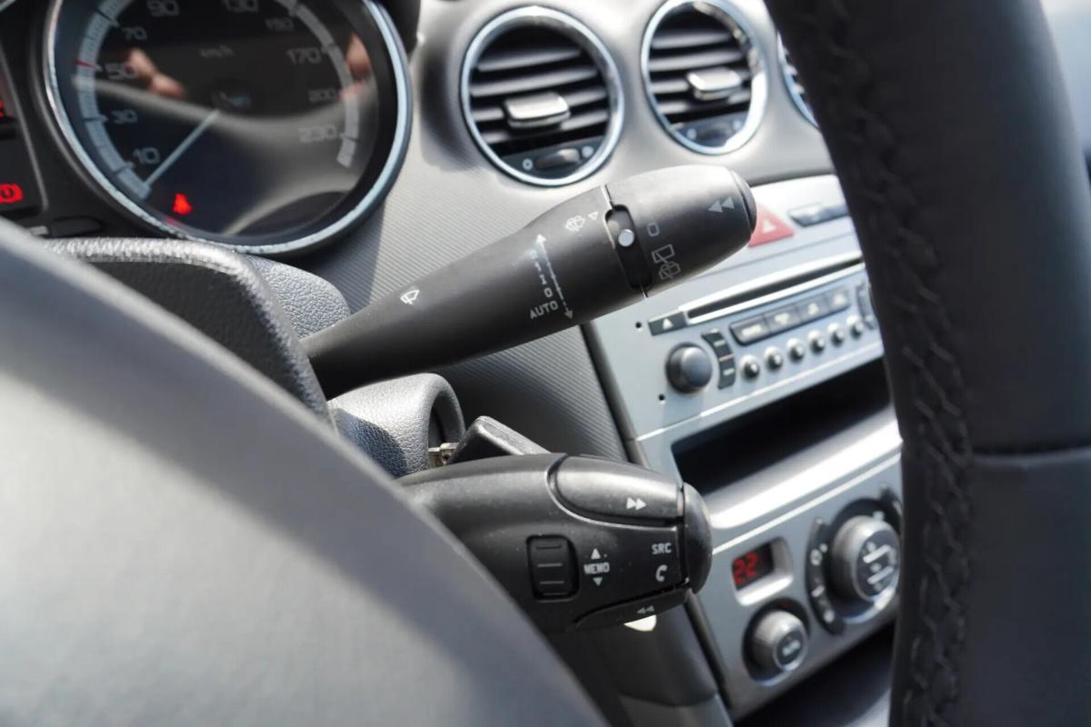 peugeot-308-sw-2010-diesel-1560cc