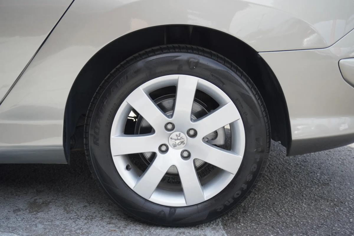 peugeot-308-sw-2010-diesel-1560cc