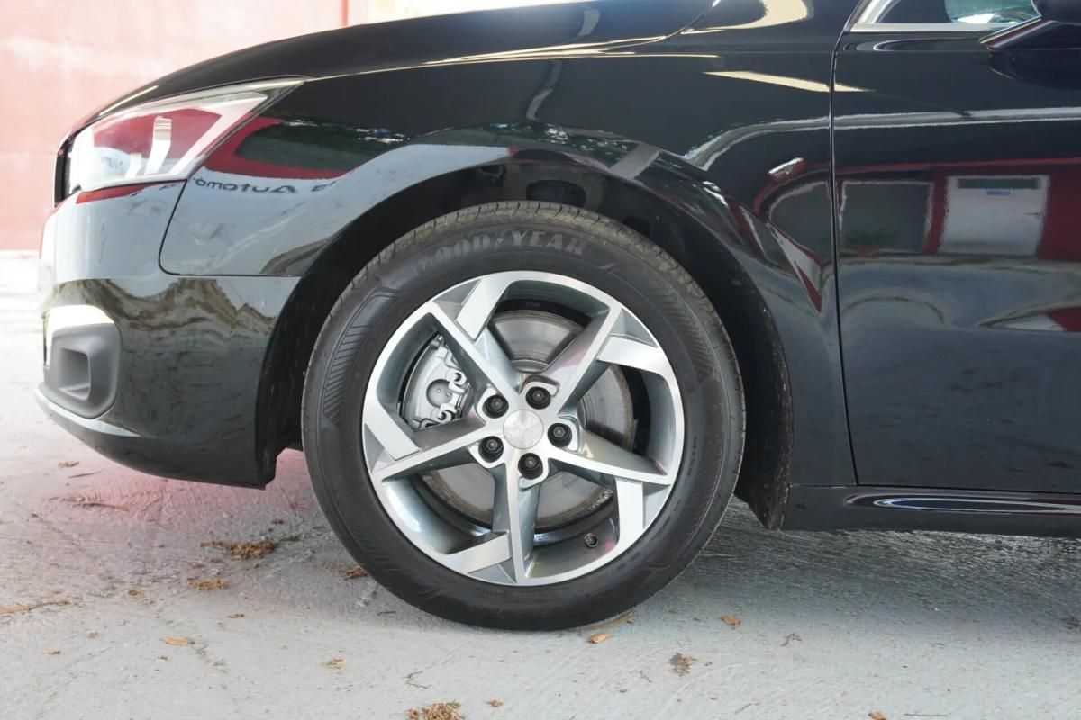 peugeot-508-sw-2017-diesel-1997cc