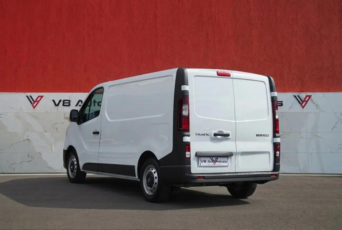 renault-trafic-2019-diesel-1598cc